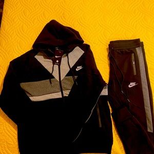 Mens tech sweatsuit